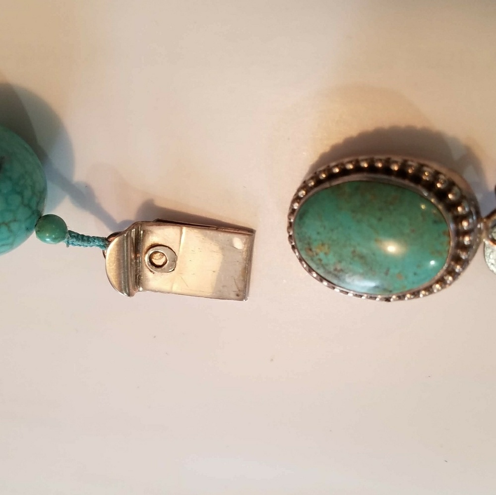 Vintage turquoise bead necklace